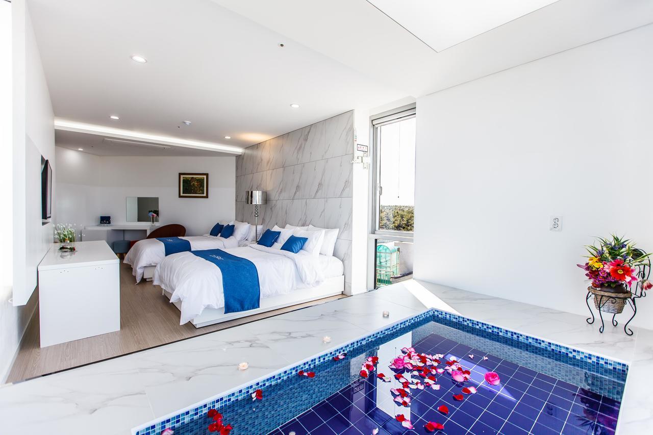 Blue Spring Hotel Чечжу Екстер'єр фото