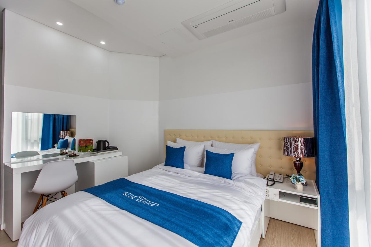 Blue Spring Hotel Чечжу Екстер'єр фото