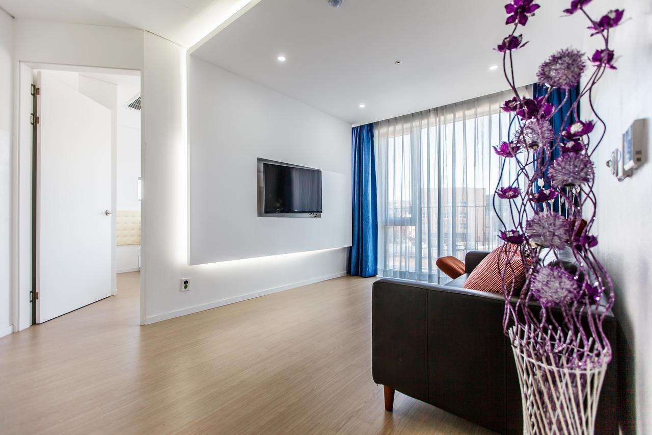 Blue Spring Hotel Чечжу Екстер'єр фото